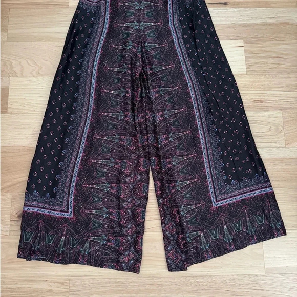 Free people satin paisley sleeveless V-neck jumpsuit wide leg adjustable size 6 - Picture 8 of 13